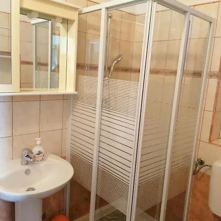 Apartament Montepozzo With Private Garden
