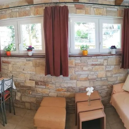 Montepozzo With Private Garden *
